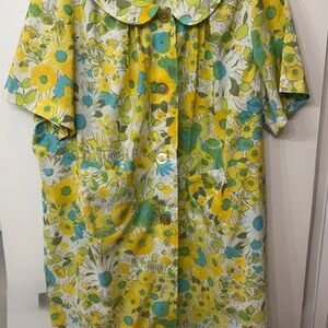 Vintage 60’s Floral Housecoat with Yellow and Green Accents